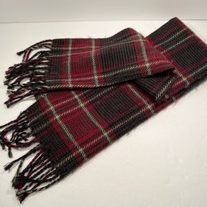 Soft Acrylic Red Gray Black Plaid Fringe Scarf EUC